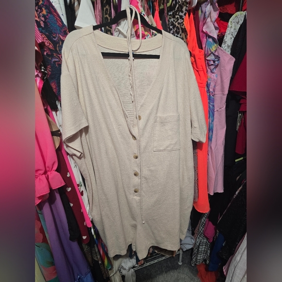 Old Navy 3x Textured-Knit Utility Short-Sleeve Romper - Picture 2 of 4